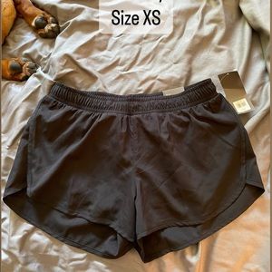 NWT Old Navy active shorts size XS